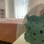 La Casetta Sul Corso Апартаменты *