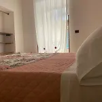 La Casetta Sul Corso Апартаменты *